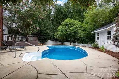 3412 Pondridge Court, Charlotte, NC 28269 - Photo 3