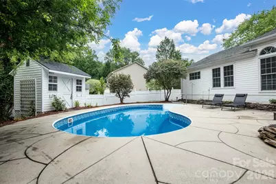 3412 Pondridge Court, Charlotte, NC 28269 - Photo 25