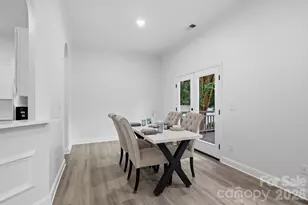 3412 Pondridge Ct, Charlotte, NC 28269 - Photo 11