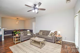 10663 Hill Point Ct, Charlotte, NC 28262 - Photo 5