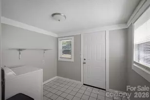 1060 14th Ave NW, Hickory, NC 28601 - Photo 17