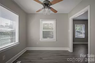 1060 14th Ave NW, Hickory, NC 28601 - Photo 7