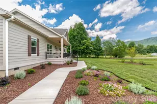 90 Saddle Club Ln, Hendersonville, NC 28739 - Photo 3