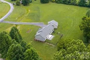 90 Saddle Club Ln, Hendersonville, NC 28739 - Photo 39