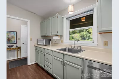 251 Carolina Drive #10A, Tryon, NC 28782 - Photo 9