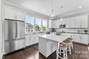 543 Greystone Rd, Charlotte, NC 28209 - Photo 11