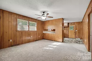 777 Springdale Ln, Gastonia, NC 28052 - Photo 9