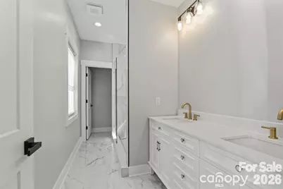 543 30th Avenue NW, Hickory, NC 28601 - Photo 13