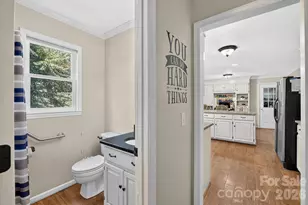 1001 Plantation Dr NE, Lenoir, NC 28645 - Photo 25