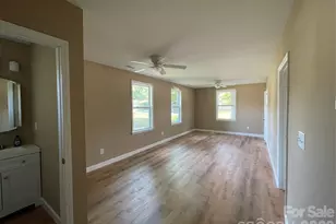 601 W Round St, Landis, NC 28088 - Photo 15