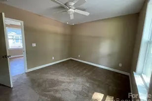 601 W Round St, Landis, NC 28088 - Photo 17