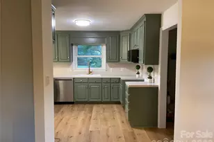 136 Gum Branch Rd, Charlotte, NC 28214 - Photo 9