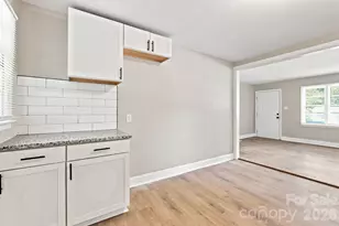 3708 Carlyle Dr, Charlotte, NC 28208 - Photo 5
