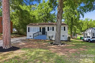 3708 Carlyle Dr, Charlotte, NC 28208 - Photo 15