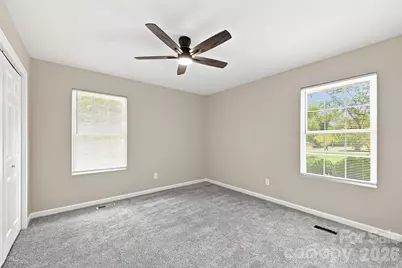 302 Hunter Street, York, SC 29745 - Photo 23