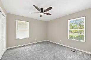 302 Hunter St, York, SC 29745 - Photo 23