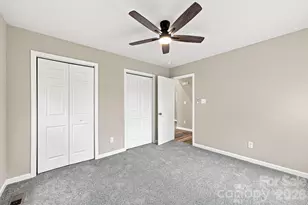 302 Hunter St, York, SC 29745 - Photo 27