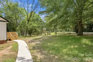302 Hunter St, York, SC 29745 - Photo 33