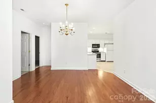 9807 Whispering Willow Ct, Charlotte, NC 28210 - Photo 5