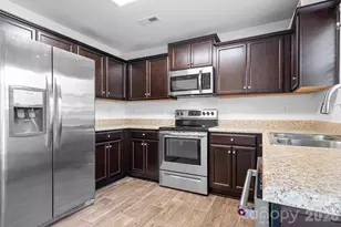 1554 Lilly Springs Pl, Dallas, NC 28034 - Photo 7