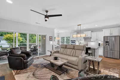 5064 Stonehill Lane, Matthews, NC 28104 - Photo 13