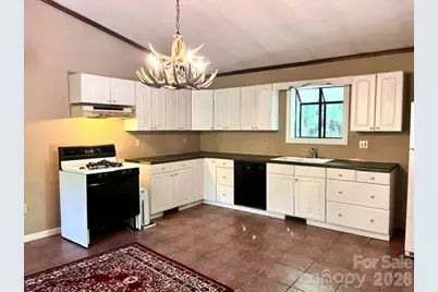 105 Chestnut Hill Road, Black Mountain, NC 28711 - Photo 5
