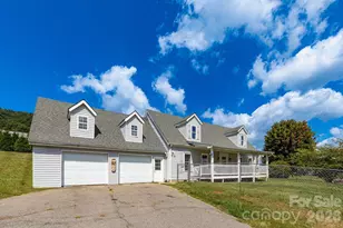 378 Yates Cove Rd, Waynesville, NC 28785 - Photo 5