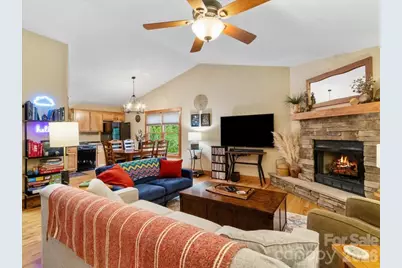 67 Hawks Landing, Burnsville, NC 28714 - Photo 5