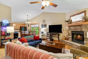 67 Hawks Lndg, Burnsville, NC 28714 - Photo 5