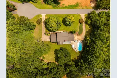 1413 Windemere Lane, Hickory, NC 28602 - Photo 9