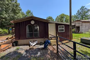 2339 Journeys Pass, Newton, NC 28658 - Photo 11