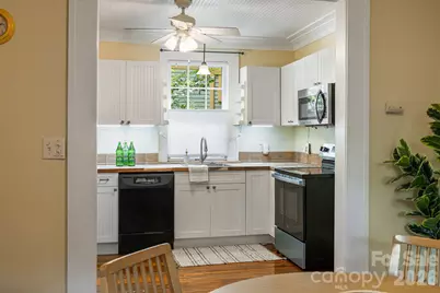 28 Woodlawn Avenue, Asheville, NC 28801 - Photo 19