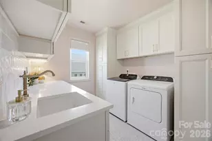 5821 Casper Dr, Charlotte, NC 28214 - Photo 27