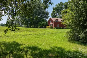 2097 Hermit Trail, Newton, NC 28658 - Photo 3
