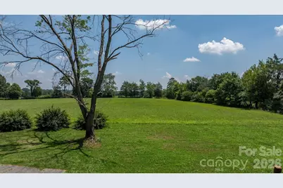 2097 Hermit Trail, Newton, NC 28658 - Photo 47
