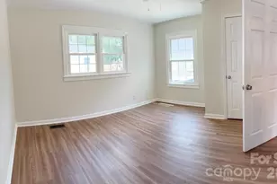 2827 E Long Ave, Gastonia, NC 28054 - Photo 11