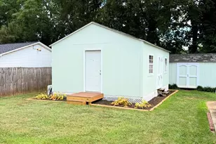 2827 E Long Ave, Gastonia, NC 28054 - Photo 17