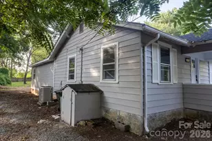 44 L R Smith Ave, Hendersonville, NC 28791 - Photo 21
