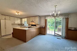 5 Dewberry Dr, Hendersonville, NC 28792 - Photo 29