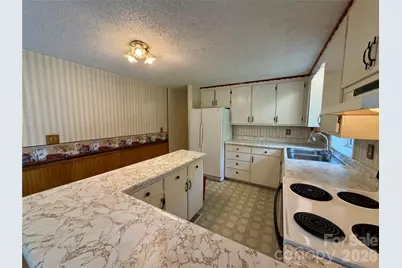 5 Dewberry Drive, Hendersonville, NC 28792 - Photo 27