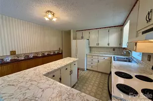 5 Dewberry Dr, Hendersonville, NC 28792 - Photo 27