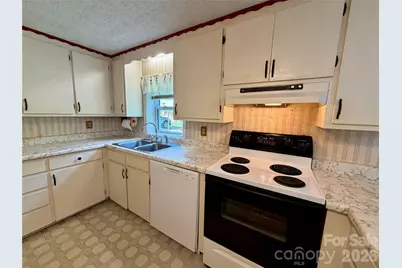 5 Dewberry Drive, Hendersonville, NC 28792 - Photo 47