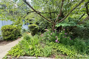 5 Dewberry Dr, Hendersonville, NC 28792 - Photo 7