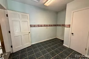 5 Dewberry Dr, Hendersonville, NC 28792 - Photo 21