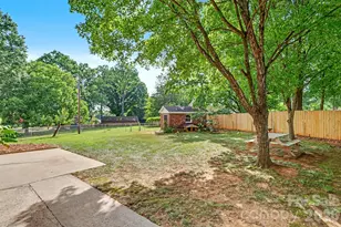 425 Valhalla Dr, Harrisburg, NC 28075 - Photo 29