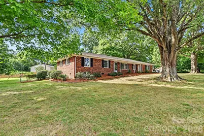 425 Valhalla Drive, Harrisburg, NC 28075 - Photo 3