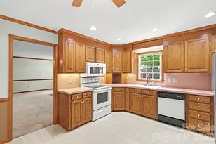 425 Valhalla Dr, Harrisburg, NC 28075 - Photo 11