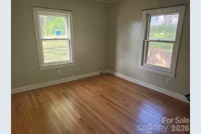 307 Yancey Street, Marion, NC 28752 - Photo 7