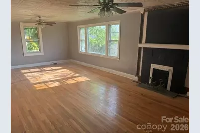 307 Yancey Street, Marion, NC 28752 - Photo 5