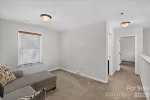 3323 Mortemer Ln, Charlotte, NC 28262 - Photo 23